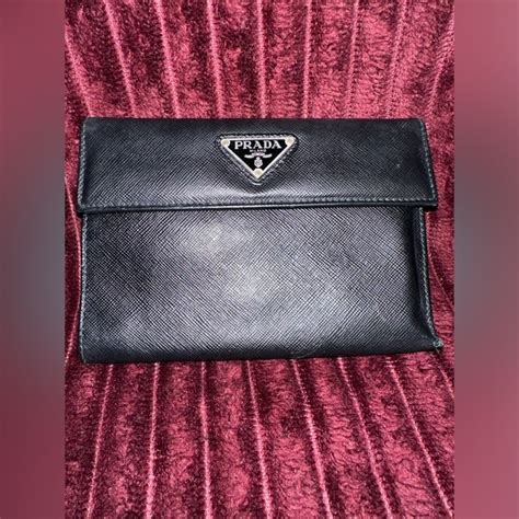 prada saffiano leather trifold wallet|prada odette saffiano.